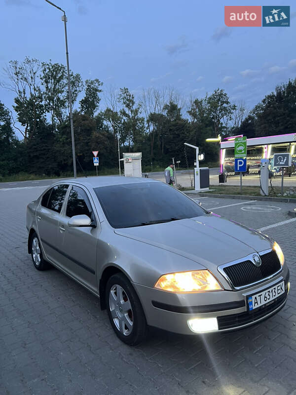 Ліфтбек Skoda Octavia 2005 в Івано-Франківську