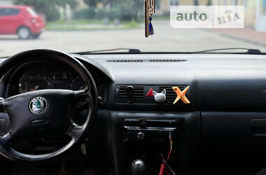 Лифтбек Skoda Octavia 2006 в Самборе