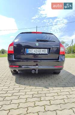 Универсал Skoda Octavia 2012 в Стрые