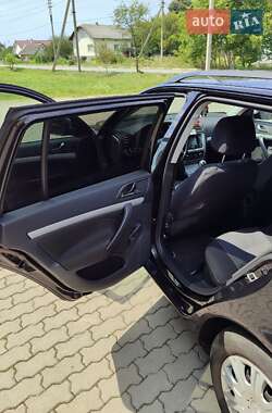 Универсал Skoda Octavia 2012 в Стрые