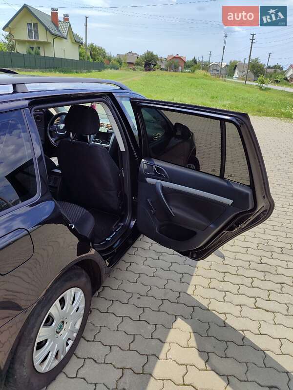 Універсал Skoda Octavia 2012 в Стрию фото 27 Універсал Skoda Octavia 2012 в Стрию