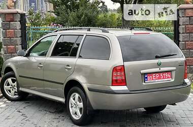 Универсал Skoda Octavia 2010 в Луцке