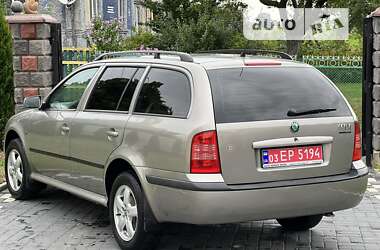 Універсал Skoda Octavia 2010 в Луцьку