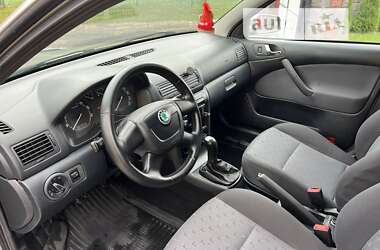 Универсал Skoda Octavia 2010 в Луцке