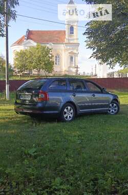 Универсал Skoda Octavia 2011 в Монастыриске