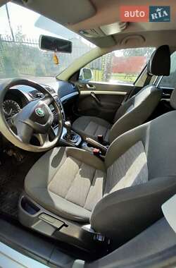 Лифтбек Skoda Octavia 2011 в Жовкве