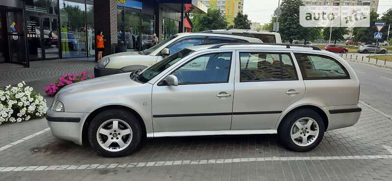 Універсал Skoda Octavia 2004 в Києві