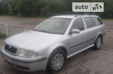 Универсал Skoda Octavia 2008 в Шумске