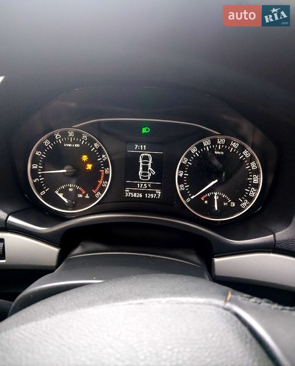 2011 Skoda Octavia - мініатюра 13