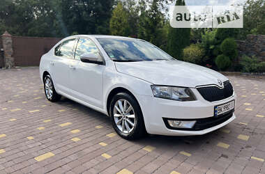 Лифтбек Skoda Octavia 2016 в Ровно