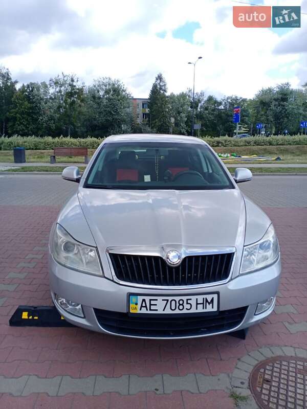 Лифтбек Skoda Octavia 2010 в Львове