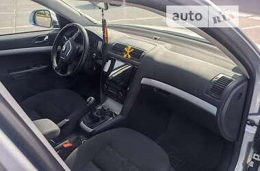Универсал Skoda Octavia 2011 в 