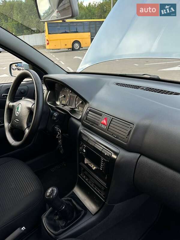 Ліфтбек Skoda Octavia 2004 в Білій Церкві