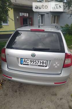 Универсал Skoda Octavia 2009 в Луцке