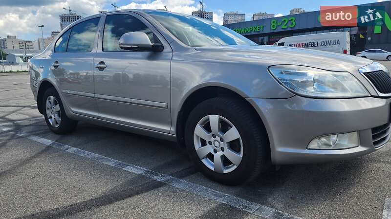 Лифтбек Skoda Octavia 2012 в Киеве