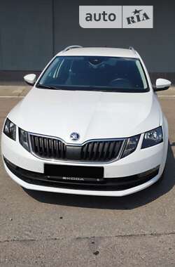 Універсал Skoda Octavia 2017 в Львові