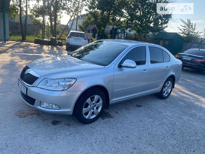 Лифтбек Skoda Octavia 2009 в Новоселице