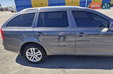 Универсал Skoda Octavia 2011 в 