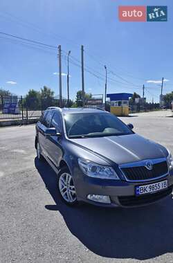 Универсал Skoda Octavia 2011 в 