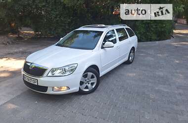 Универсал Skoda Octavia 2009 в Львове