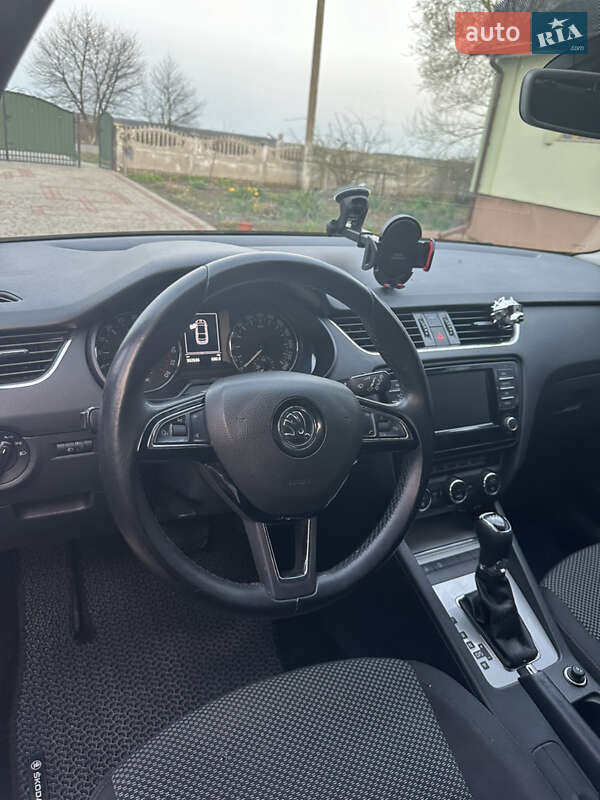 Ліфтбек Skoda Octavia 2016 в Луцьку