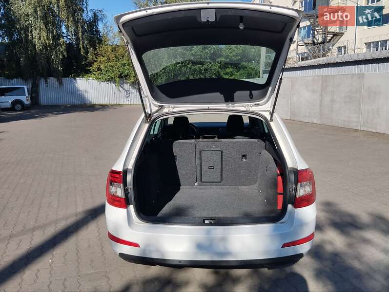 Універсал Skoda Octavia 2016 в Луцьку
