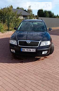 Универсал Skoda Octavia 2008 в Рокитном