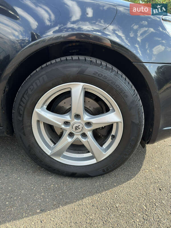 Универсал Skoda Octavia 2010 в Кривом Роге