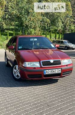 Лифтбек Skoda Octavia 2003 в Иршаве