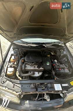 Лифтбек Skoda Octavia 2001 в 