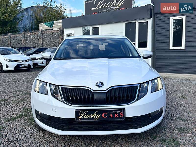 Лифтбек Skoda Octavia 2017 в Одессе