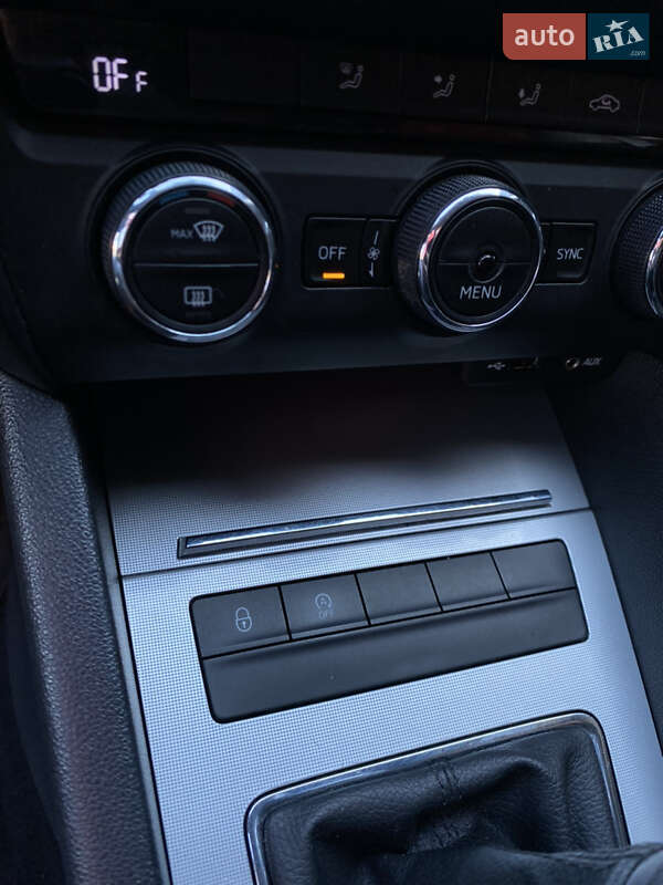 Лифтбек Skoda Octavia 2015 в Виннице
