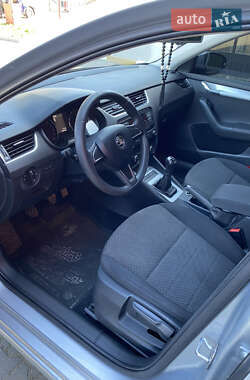 Лифтбек Skoda Octavia 2015 в 
