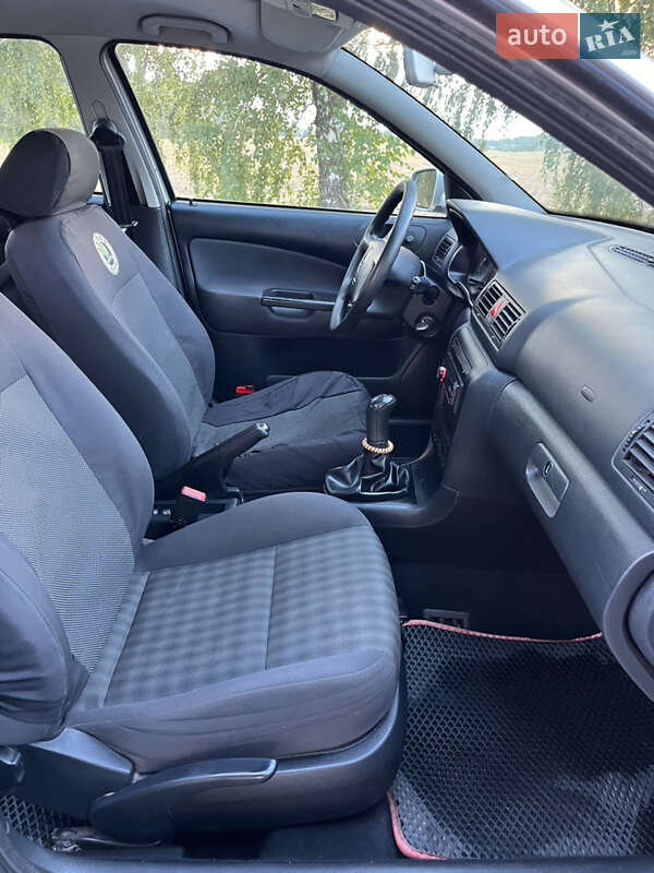 Універсал Skoda Octavia 2008 в Золотоноші