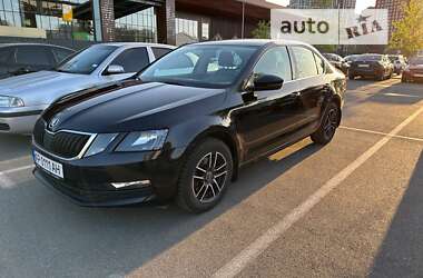 Лифтбек Skoda Octavia 2018 в Киеве