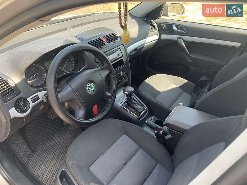 Ліфтбек Skoda Octavia 2006 в Києві фото 9 Ліфтбек Skoda Octavia 2006 в Києві