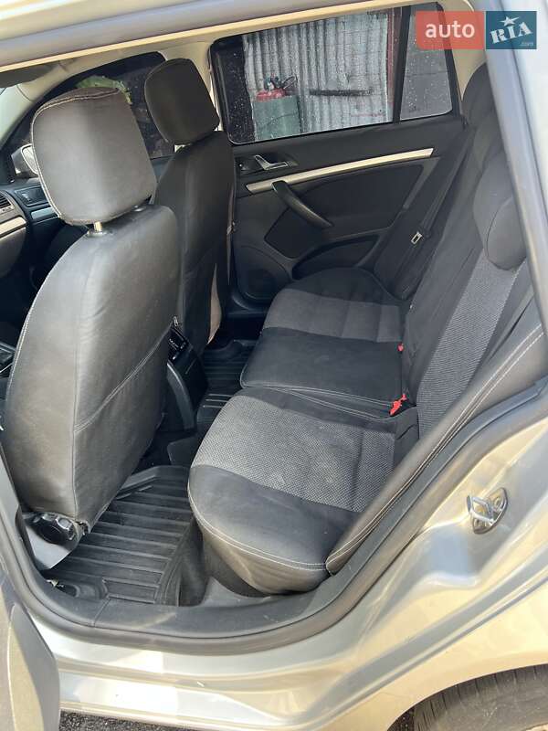Универсал Skoda Octavia 2006 в Львове