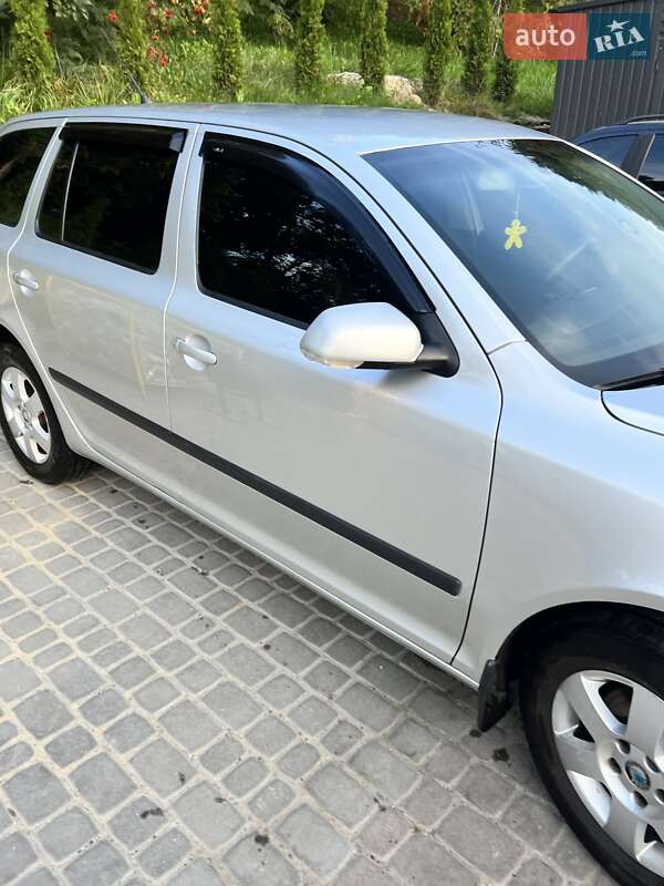 Универсал Skoda Octavia 2006 в Львове
