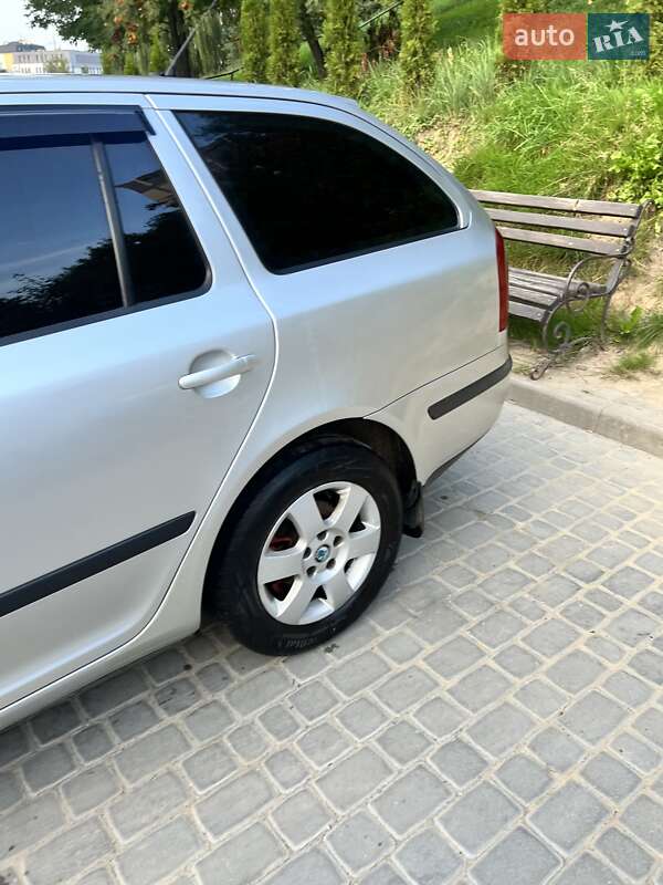 Универсал Skoda Octavia 2006 в Львове