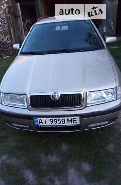 Универсал Skoda Octavia 2006 в Малине