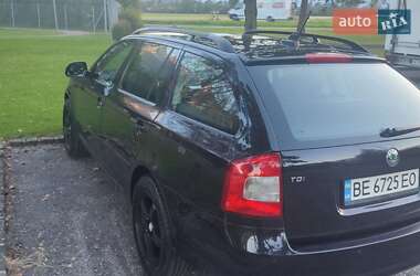 Универсал Skoda Octavia 2011 в 