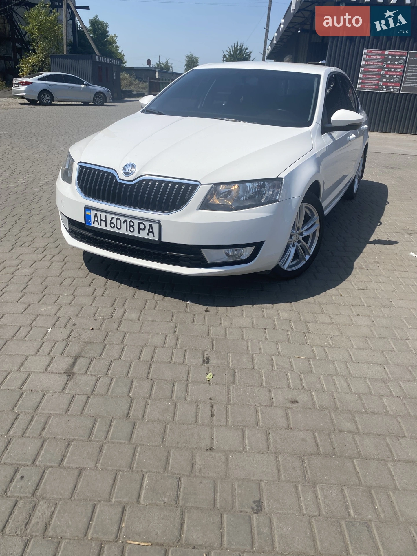 2016 Skoda Octavia - мініатюра 2