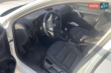 Лифтбек Skoda Octavia 2012 в 