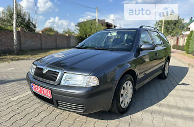 Універсал Skoda Octavia 2009 в Луцьку