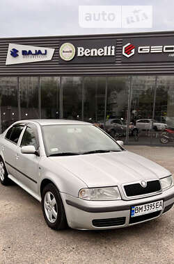 Лифтбек Skoda Octavia 2002 в Запорожье