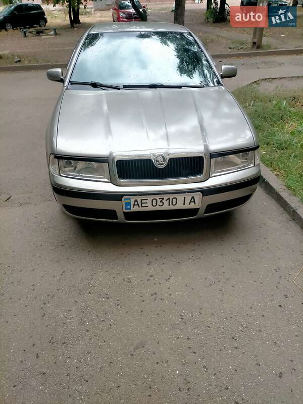 Лифтбек Skoda Octavia 2008 в 