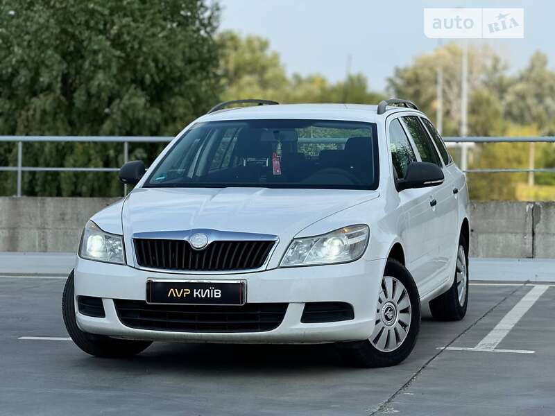 Универсал Skoda Octavia 2010 в Киеве