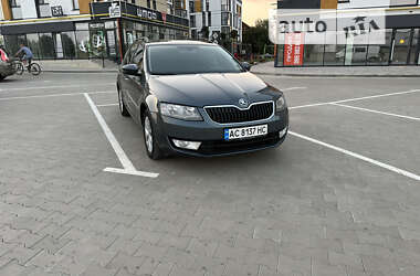 Универсал Skoda Octavia 2015 в Луцке