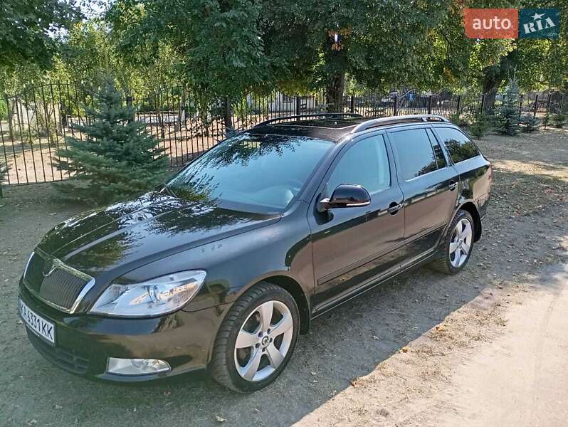 Универсал Skoda Octavia 2011 в Борзне