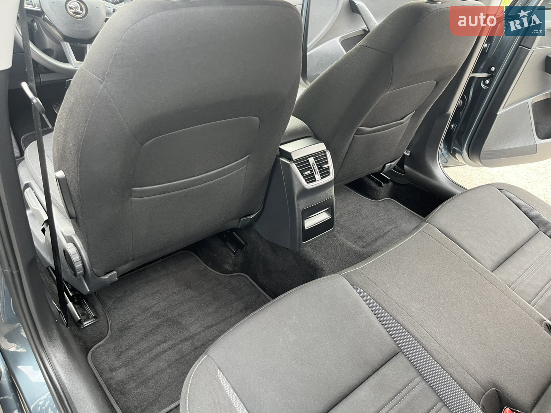 2019 Skoda Octavia - мініатюра 87